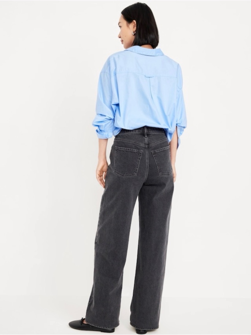 Old Navy Extra High Wide-Leg Jeans in Washed Black - Picture 2 of 5